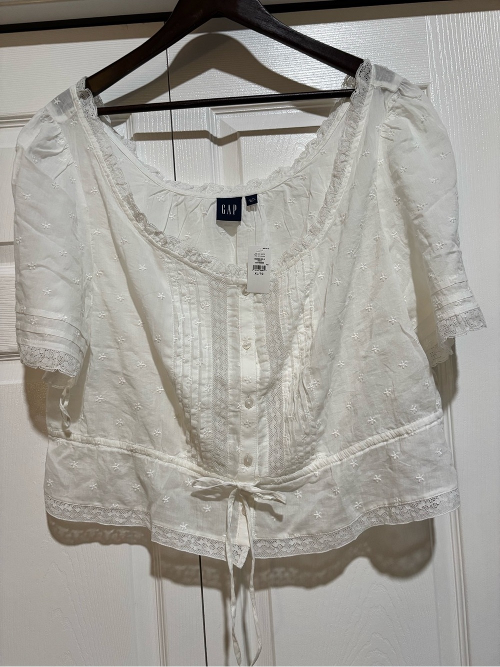 NEW Gap Lace-Trim Peplum Top Size XL